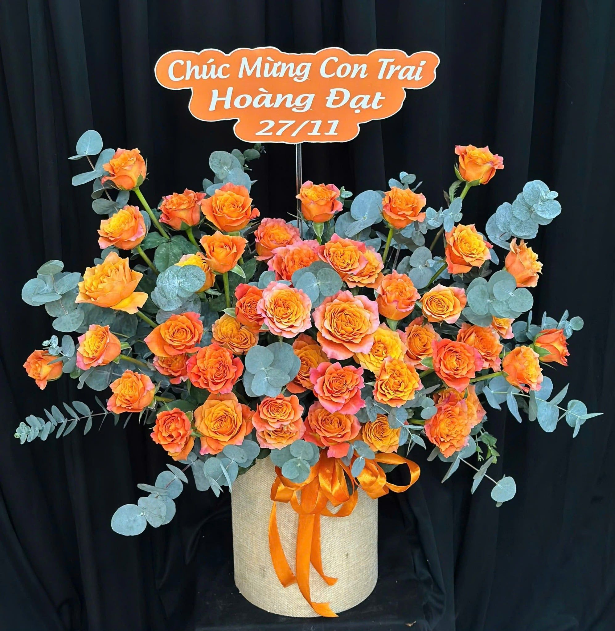  Hộp Hoa Sắc Cam Thịnh Vượng - HH66 