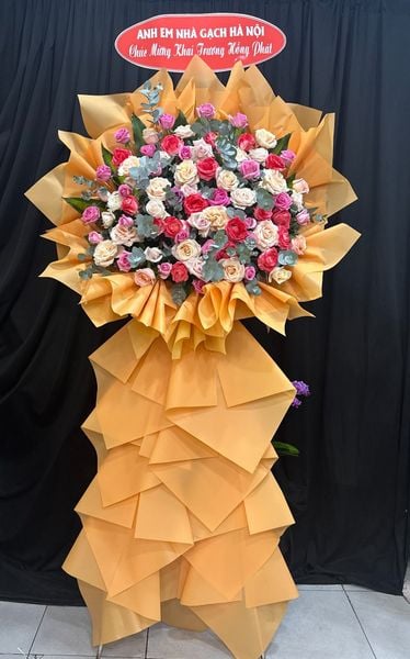 Hoa Chúc Mừng - Mẫu Lẵng Hoa, Kệ Hoa, Bó Hoa Đẹp Nhất: Kệ Hoa Ngọt Ngào Phồn Hoa - HCM160