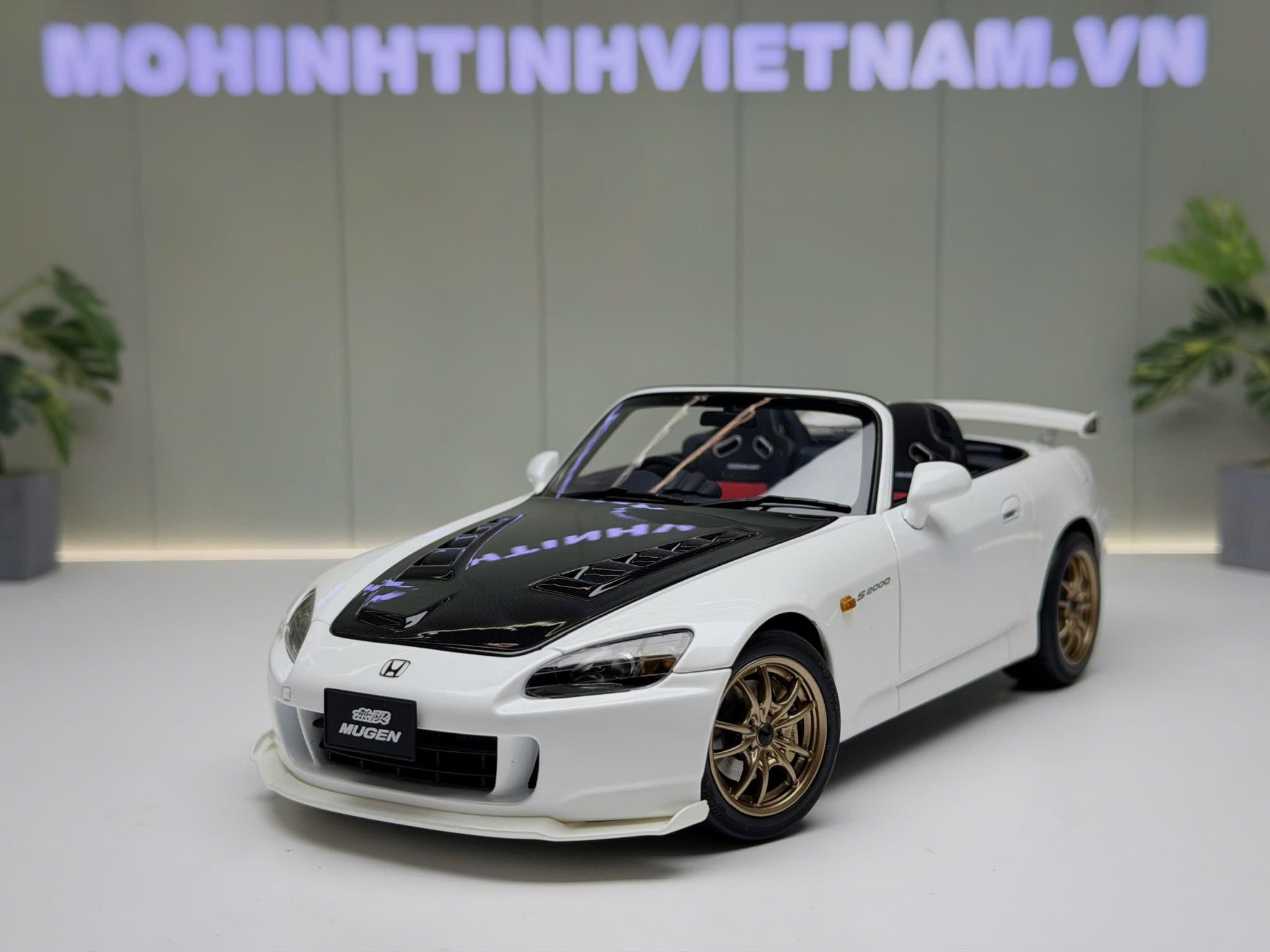 XE MÔ HÌNH HONDA S2000 AP2 MUGEN PLATINUM WHITE PEARL,TỶ LỆ 1/18 MOTORHELIX