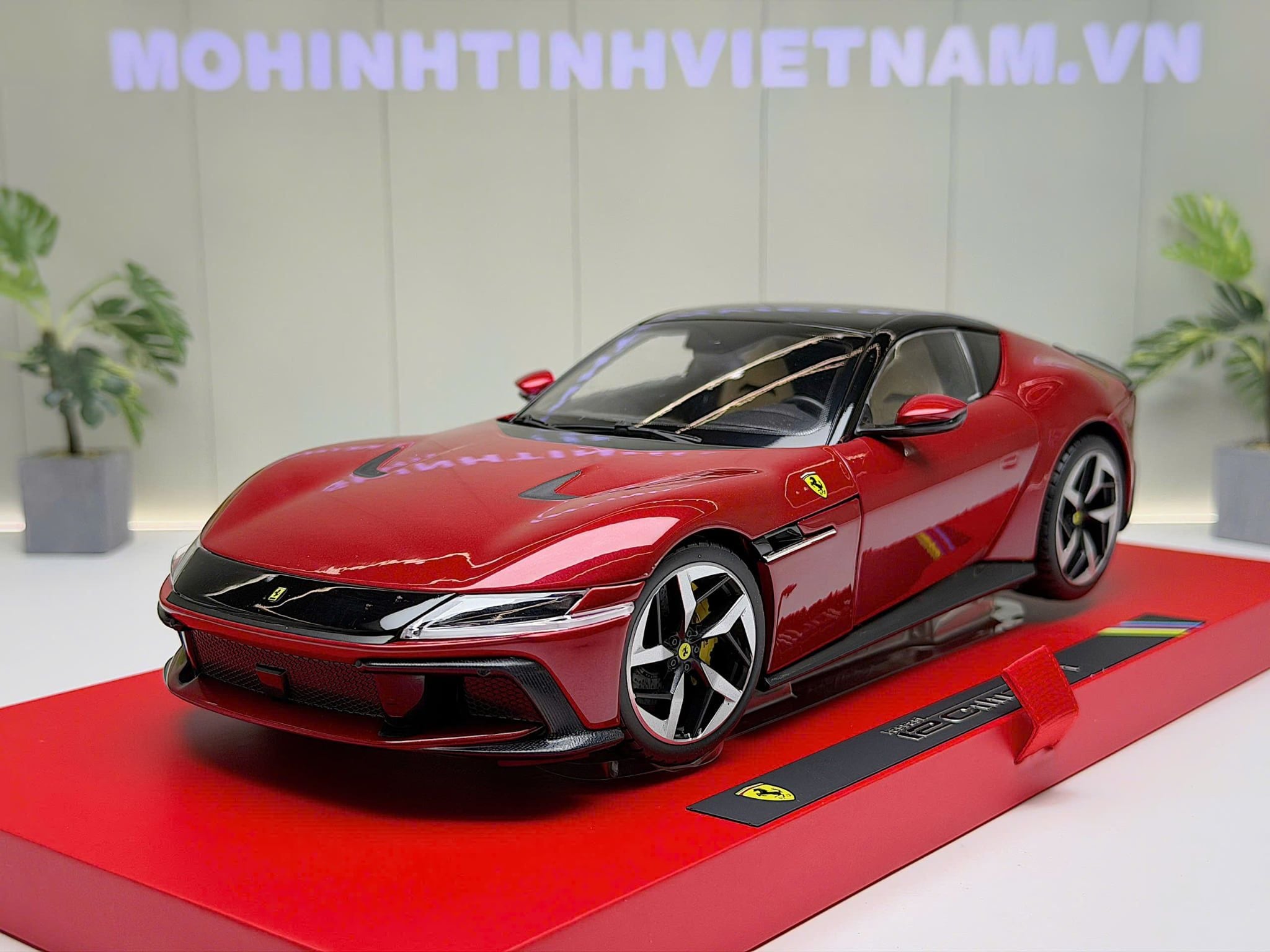 XE MÔ HÌNH FERRARI 12 CILINDRI RED METALLIC,TỶ LỆ 1/18 BBURAGO