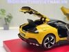 XE MÔ HÌNH FERRARI 12 CILINDRI YELLOW,TỶ LỆ 1/18 BBURAGO