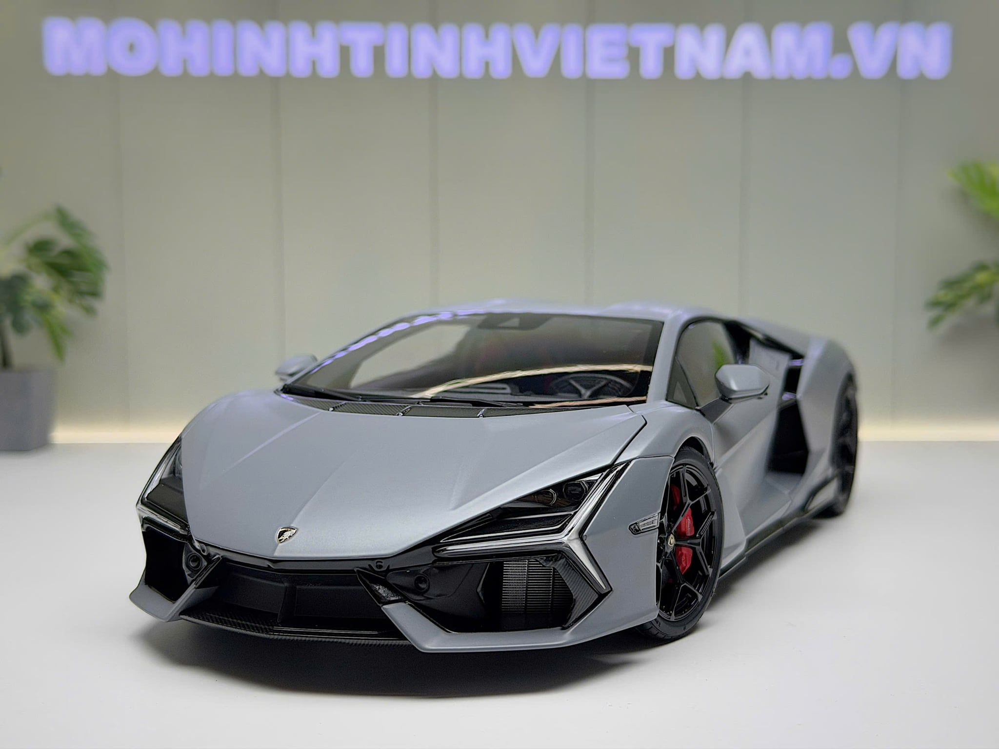 XE MÔ HÌNH LAMBORGHINI REVUELTO GREY,TỶ LỆ 1/18 LCD