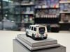 XE MÔ HÌNH MERCEDES BENZ G800 BRABUS WHITE BLUE CARBON FIBER,TỶ LỆ 1/64 HERMES COLLECTION