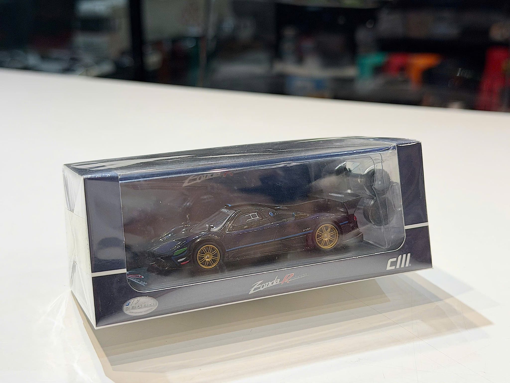 XE MÔ HÌNH PAGANI ZONDA R RVOLUTION,TỶ LỆ 1/64 CM