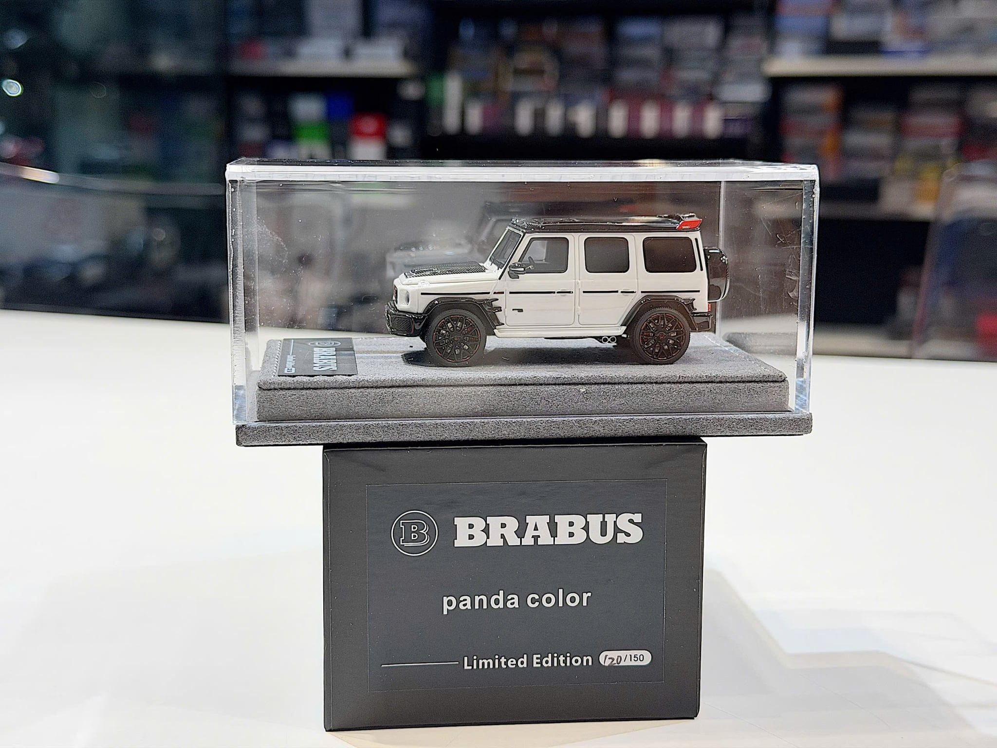 XE MÔ HÌNH MERCEDES BENZ G800 BRABUS PANDA,TỶ LỆ 1/64 HERMES COLLECTION