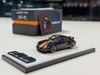 XE MÔ HÌNH PORSCHE SINGER DLD CHAMELEON CARBON,TỶ LỆ 1/64 ONE CAR X PSM