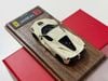 XE MÔ HÌNH FERRARI LAFERRARI MILKY WHITE,TỶ LỆ 1/64 DMH