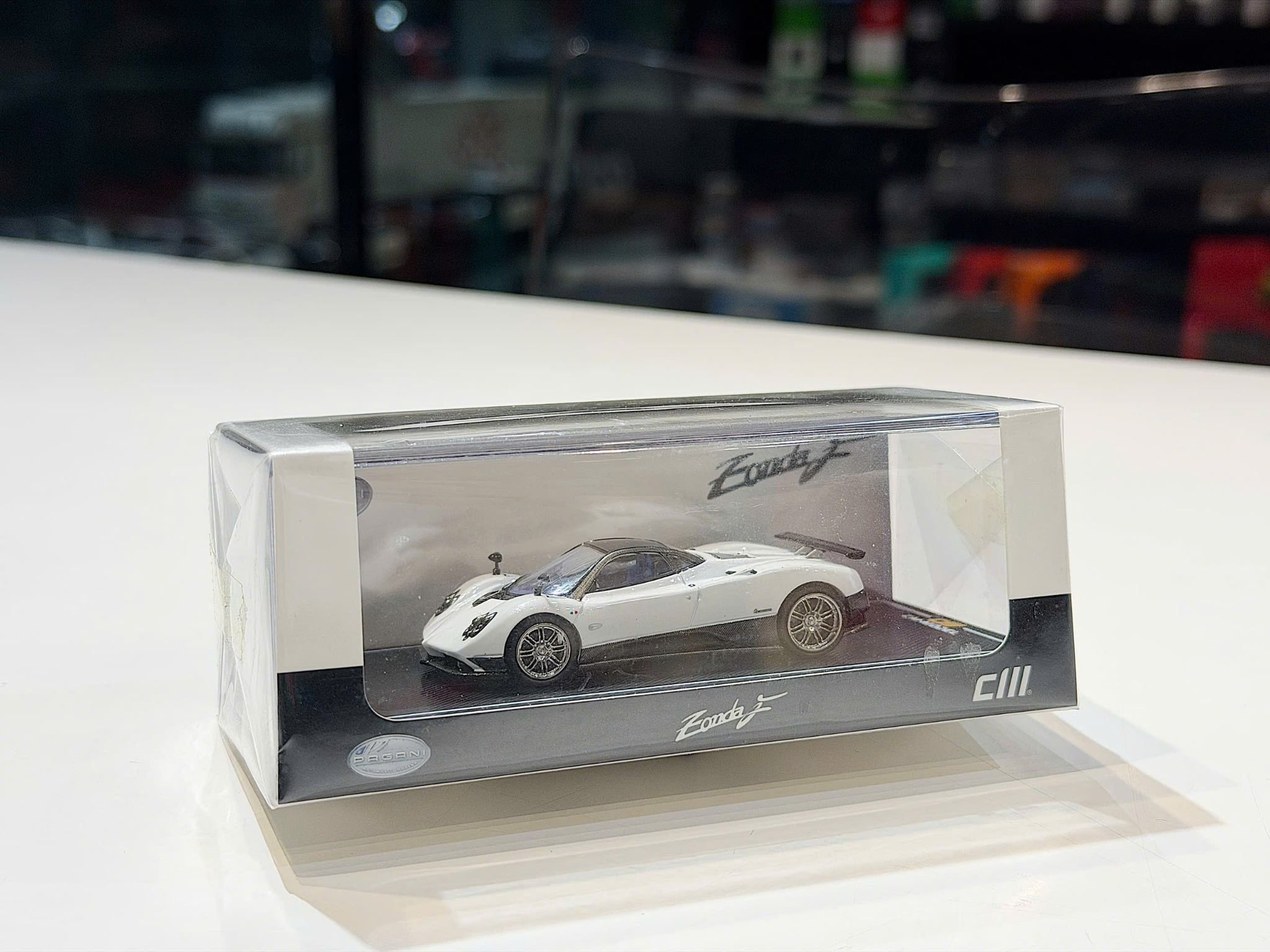 XE MÔ HÌNH PAGANI ZONDA F WHITE,TỶ LỆ 1/64 CM