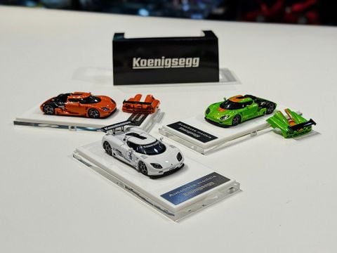  XE MÔ HÌNH KOENIGSEGG CCX-R,TỶ LỆ 1/64 AUTOBOTS 
