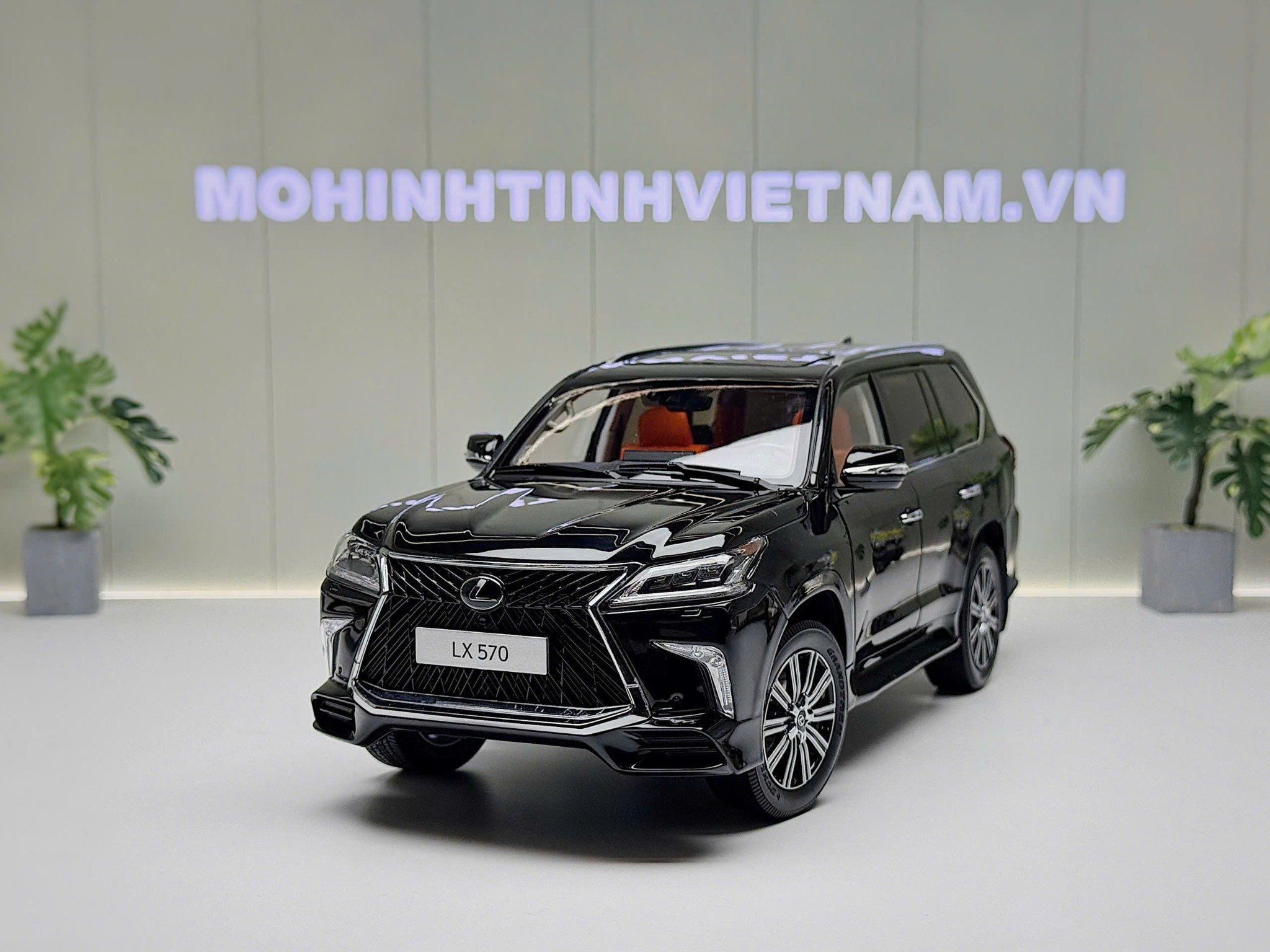 XE MÔ HÌNH LEXUS LX570 SUPERSPORT BLACK,TỶ LỆ 1/18 LCD MODEL