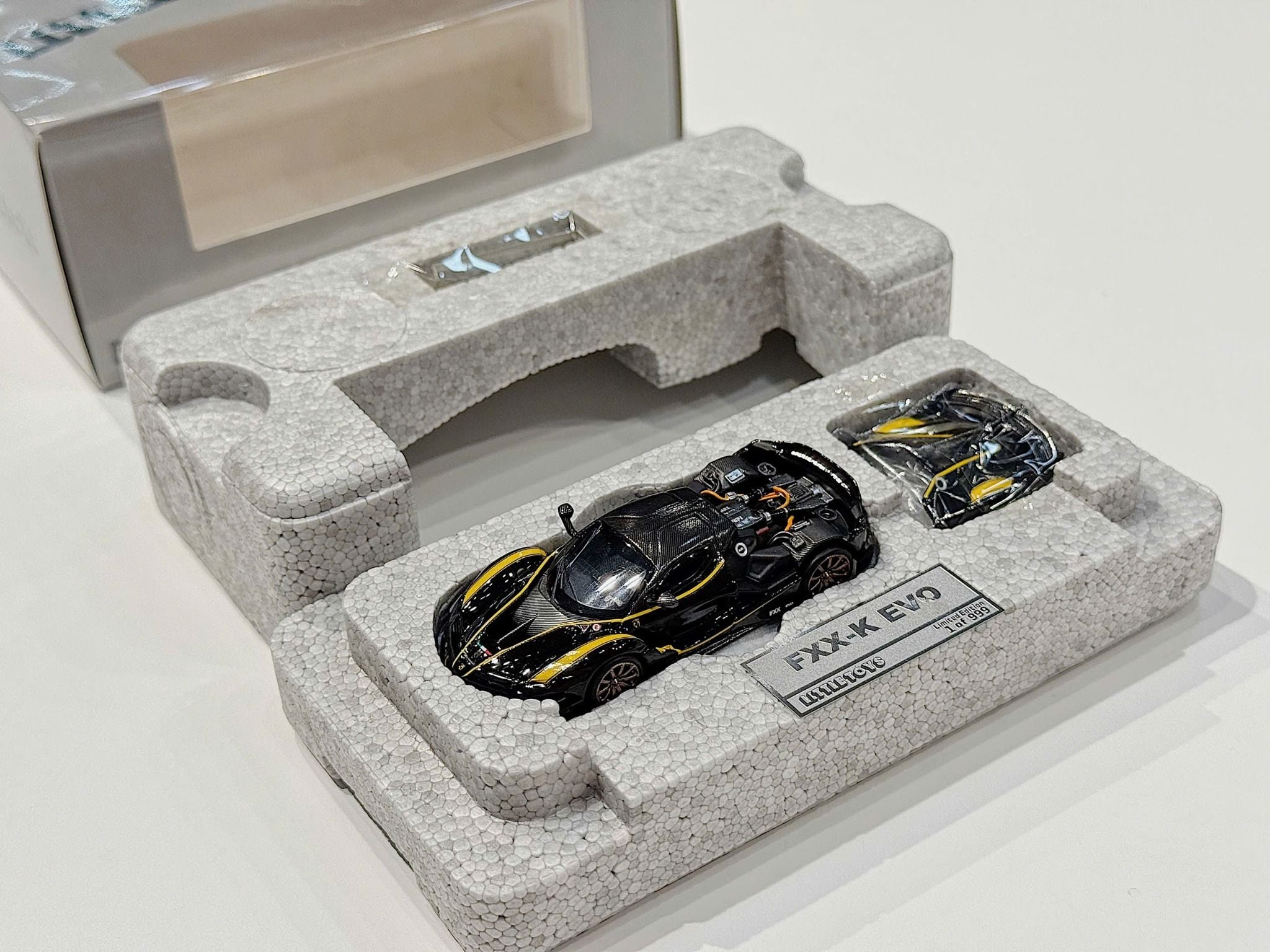 XE MÔ HÌNH FERRARI FXX-K EVO,TỶ LỆ 1/64 LITTLE BOY