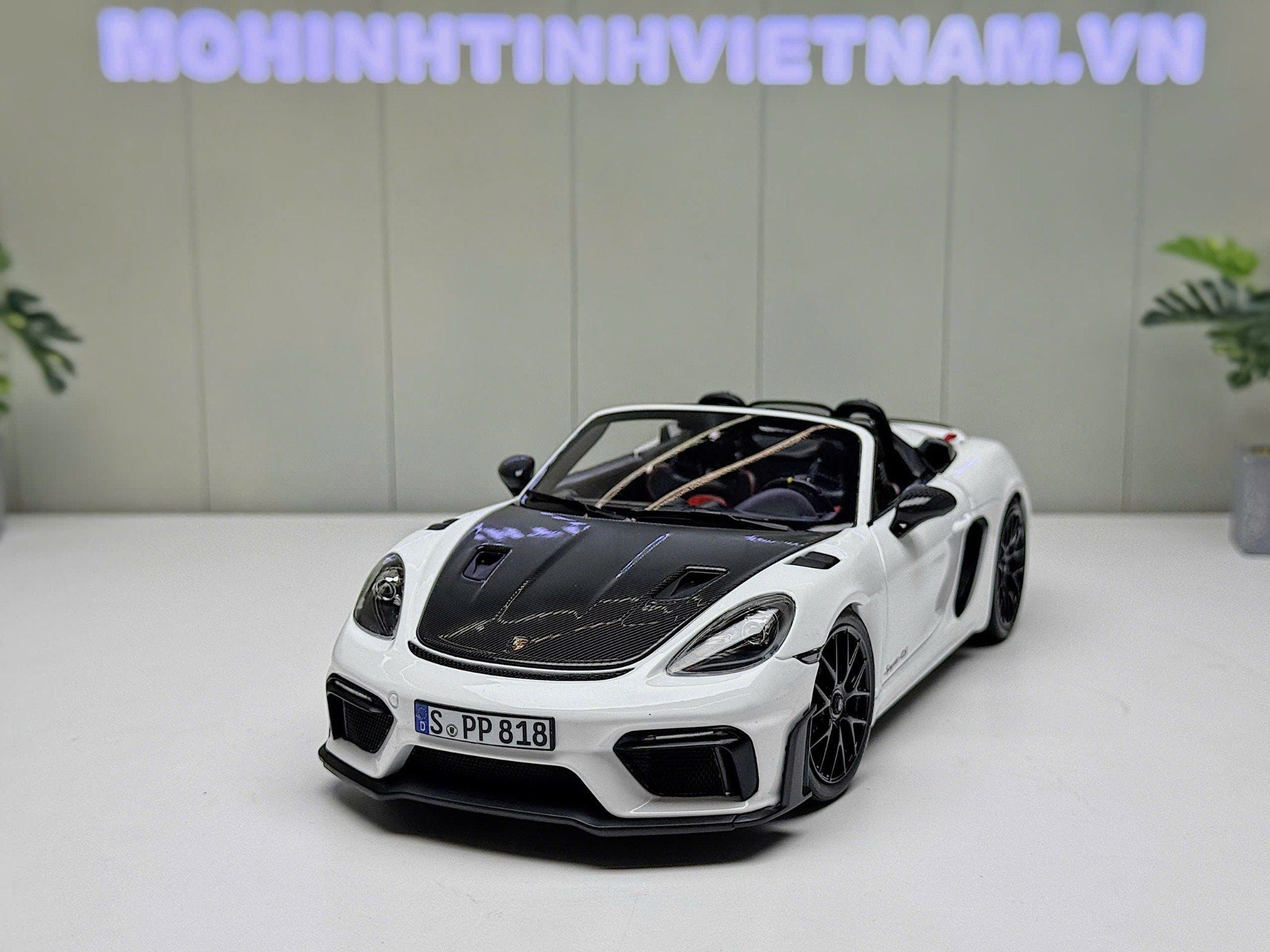 XE MÔ HÌNH PORSCHE 718 SPYDER RS 2023 WEISSACH PACK WHITE,TỶ LỆ 1/18 NOREV