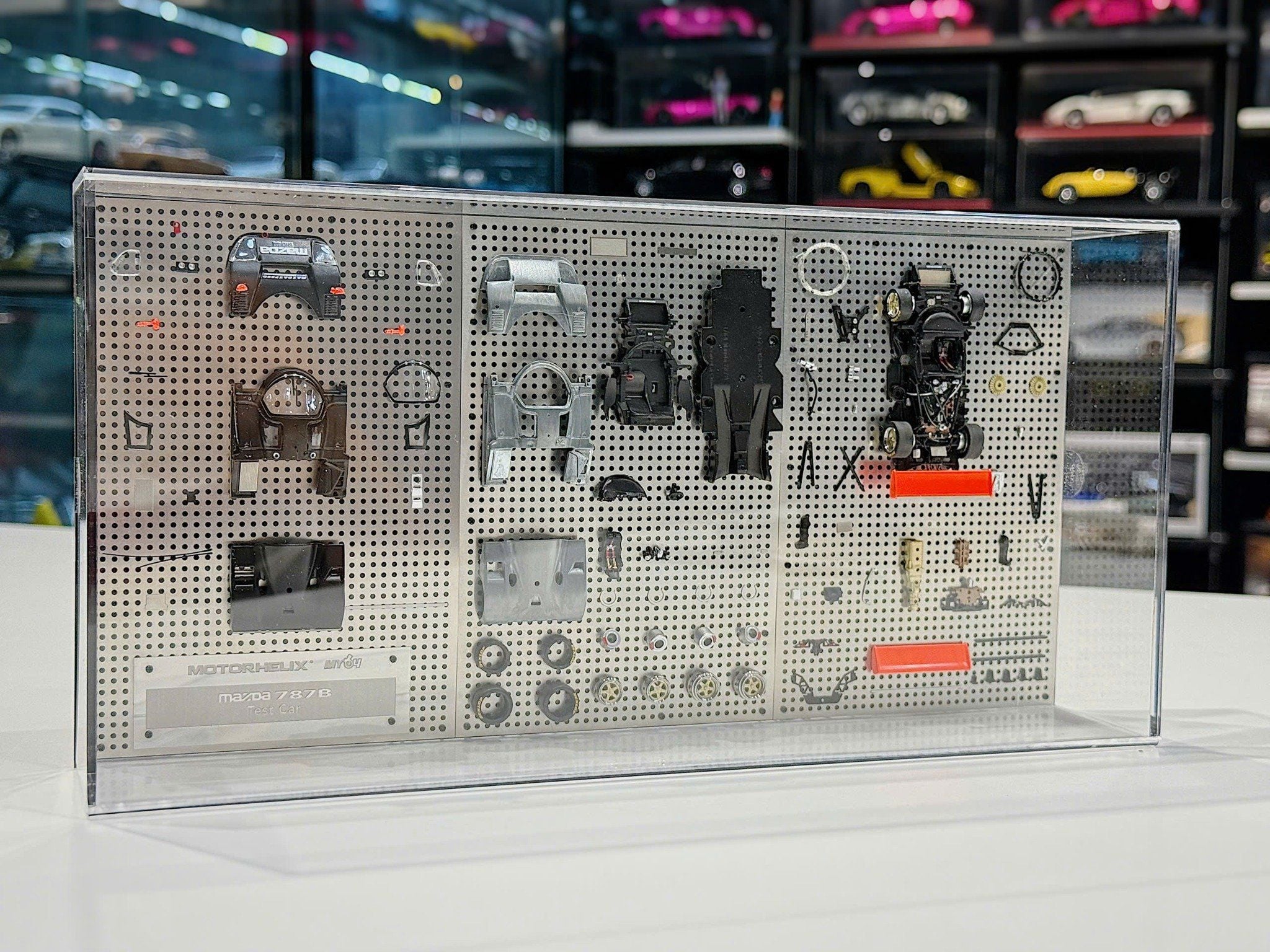 XE MÔ HÌNH MAZDA 787B FRAME,TỶ LỆ 1/64 MOTORHELIX