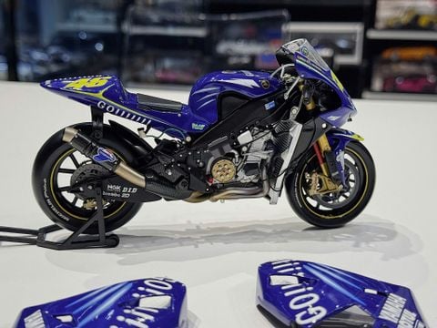  XE MÔ HÌNH MOTOGT YAMAHA YZR-M1 VALENTINO ROSSI 2004,TỶ LỆ 1/12 MINICHAMPS 