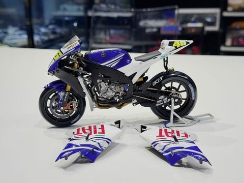  XE MÔ HÌNH MOTO GT YAMAHA YZR-M1 VALENTINO ROSSI FIAT YAMAHA TEAM 2007,TỶ LỆ 1/12 MINICHAMPS 
