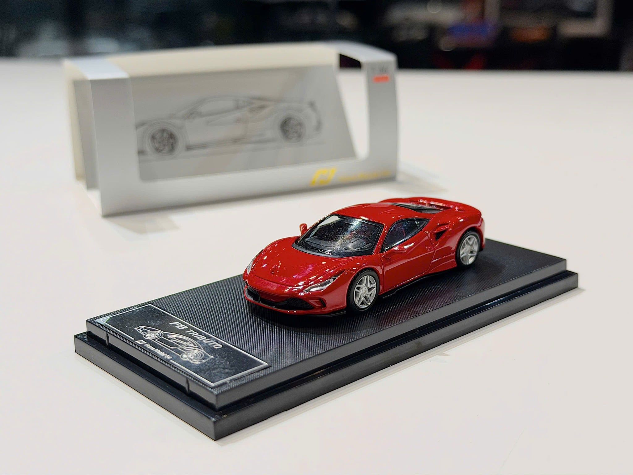 XE MÔ HÌNH FERRARI F8 TRIBUTO,TỶ LỆ 1/64 HONE MODEL 64