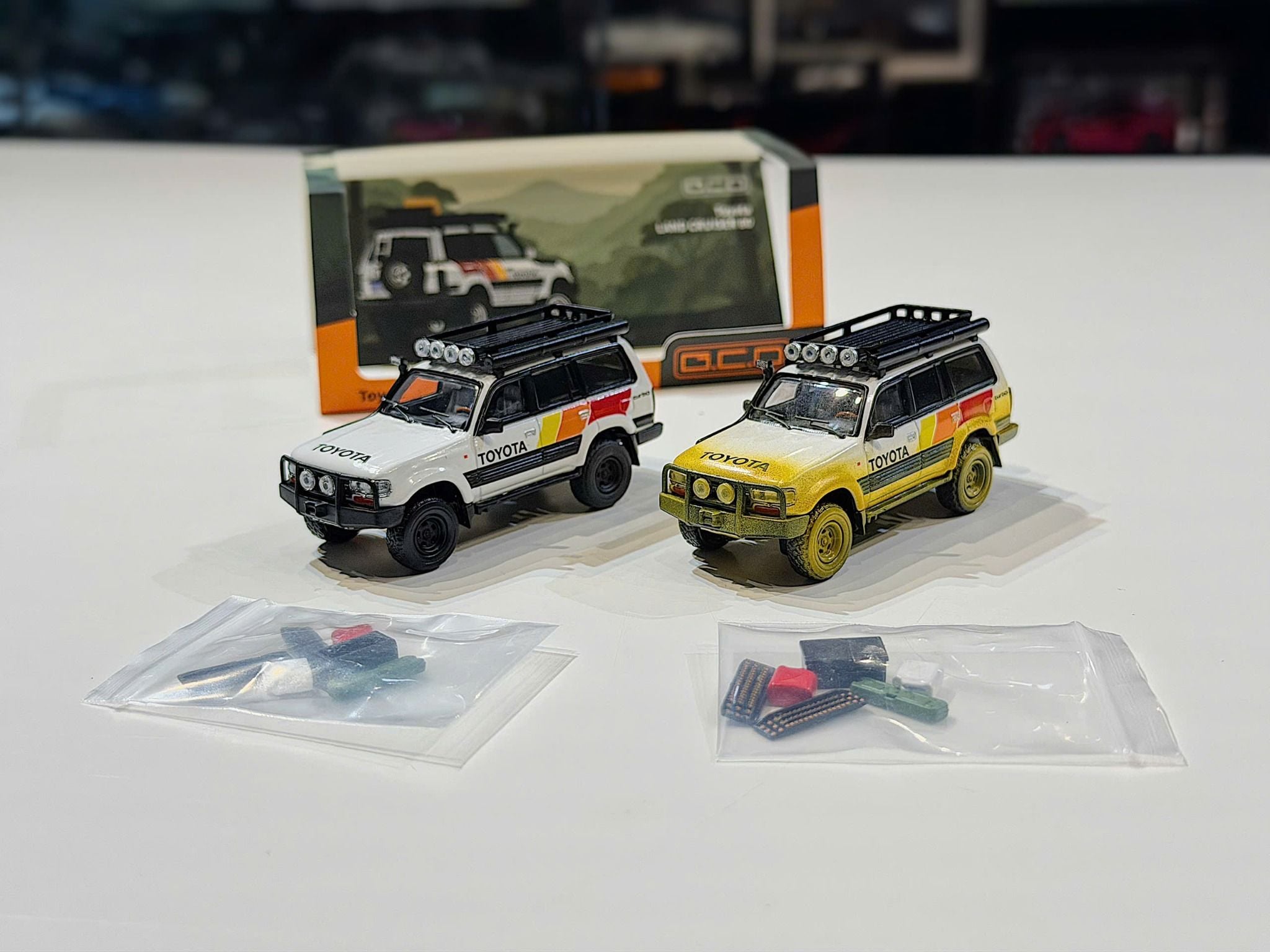 XE MÔ HÌNH TOYOTA LAND CRUISER LC80,TỶ LỆ 1/64  GCD