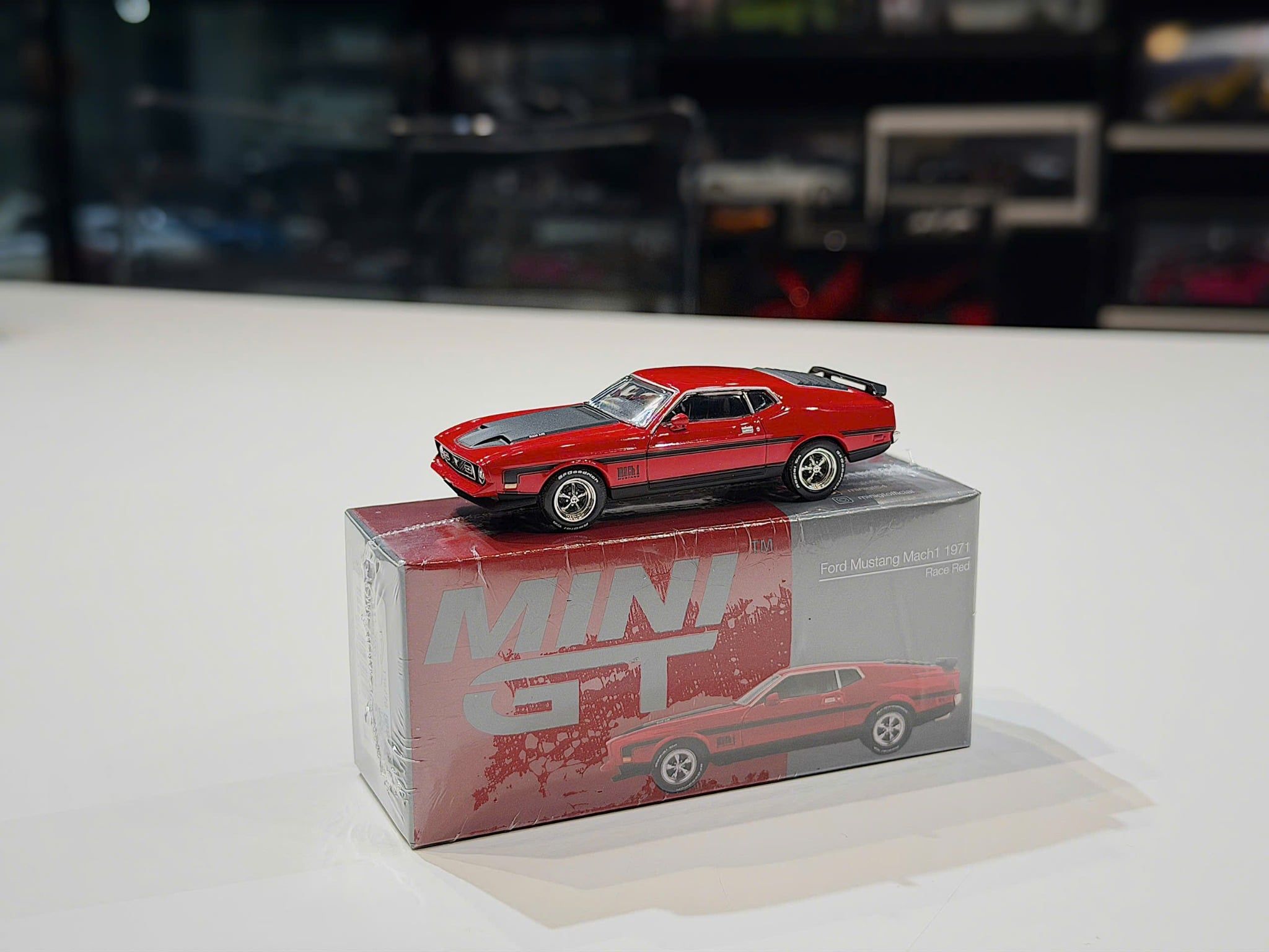 XE MÔ HÌNH FORD MUSTANG MACH1 1971 RACE RED,TỶ LỆ 1/64 MINIGT