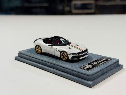  XE MÔ HÌNH FERRARI 12 CILINDRI WHITE,TỶ LỆ 1/64 ZD MODEL 