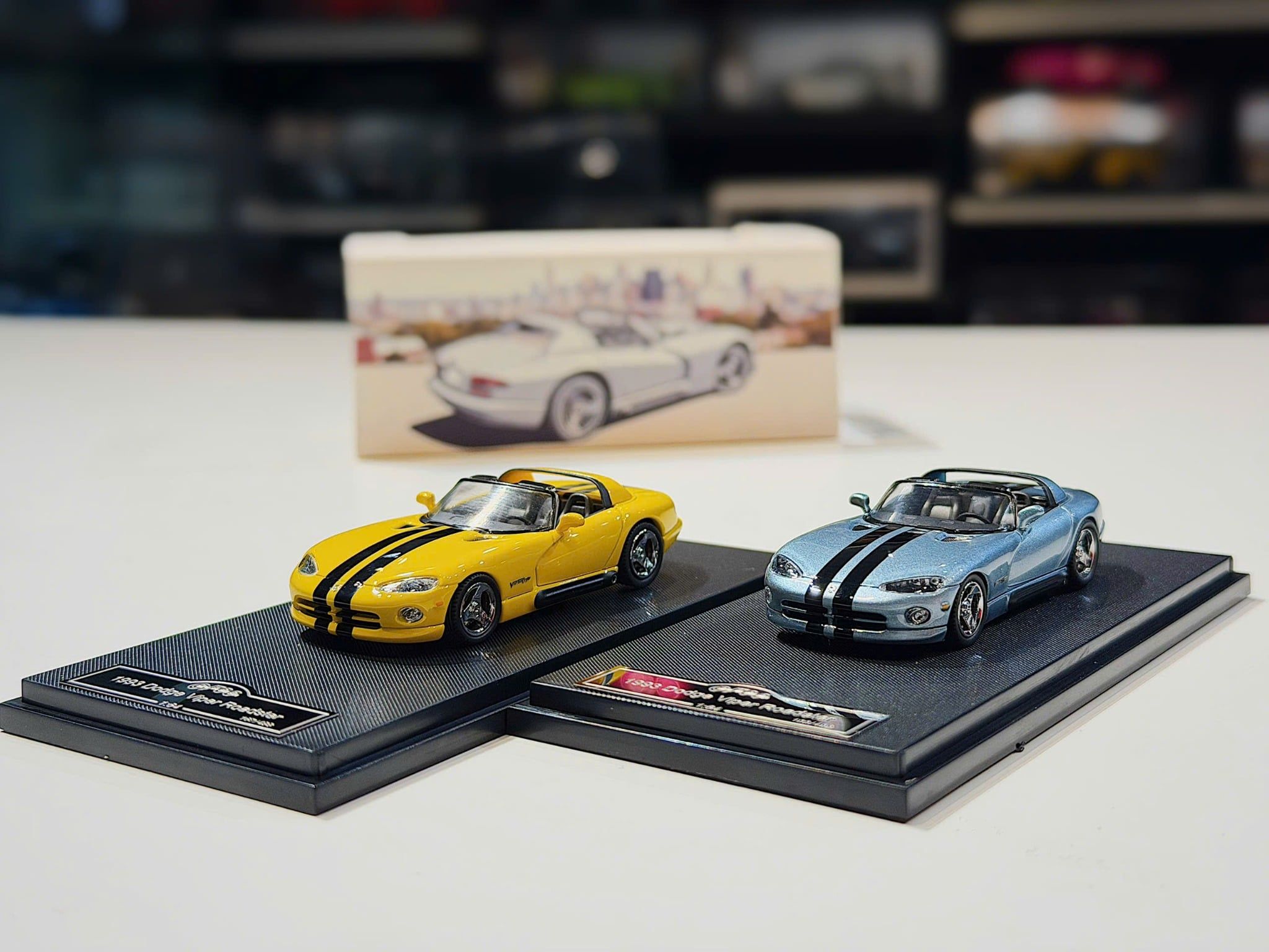 XE MÔ HÌNH DODGE VIPER ROADSTER,TỶ LỆ 1/64 GFCC