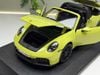 XE MÔ HÌNH PORSCHE 911 TARGA 4 GTS (992.2) HYBRID 2025,TỶ LỆ 1/18 MAISTO
