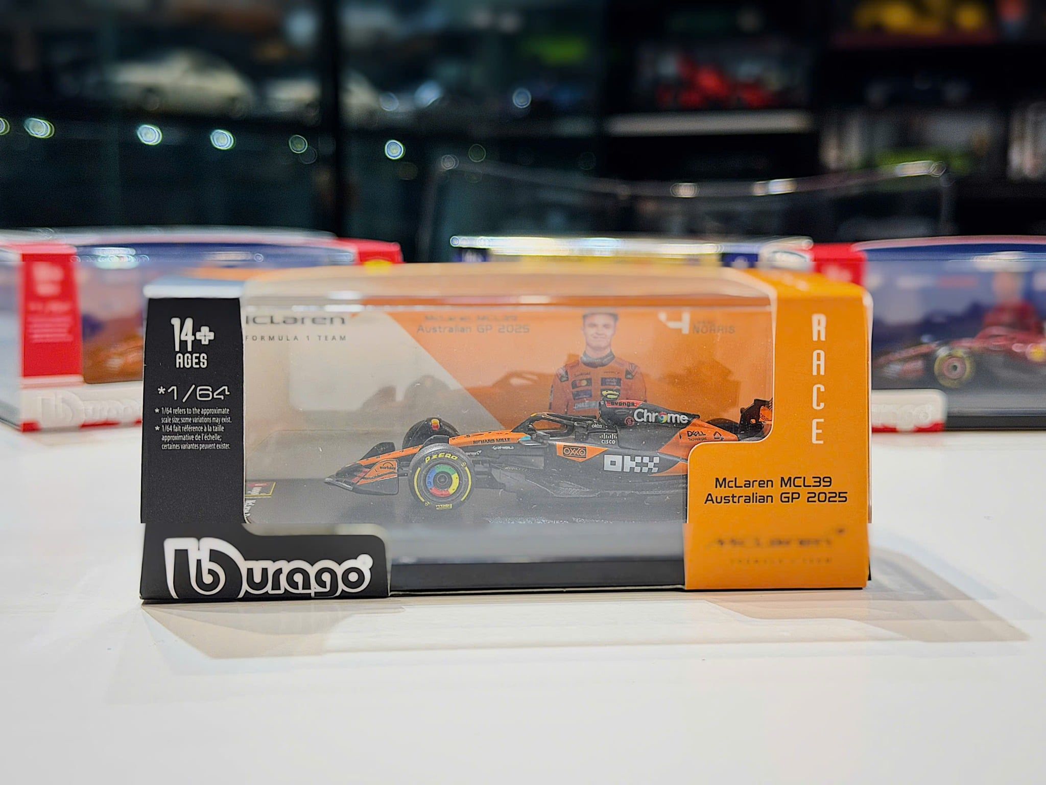 XE MÔ HÌNH MC LAREN TEAM MCL39 #4 LANDO NORRIS,TỶ LỆ 1/64 BBURAGO