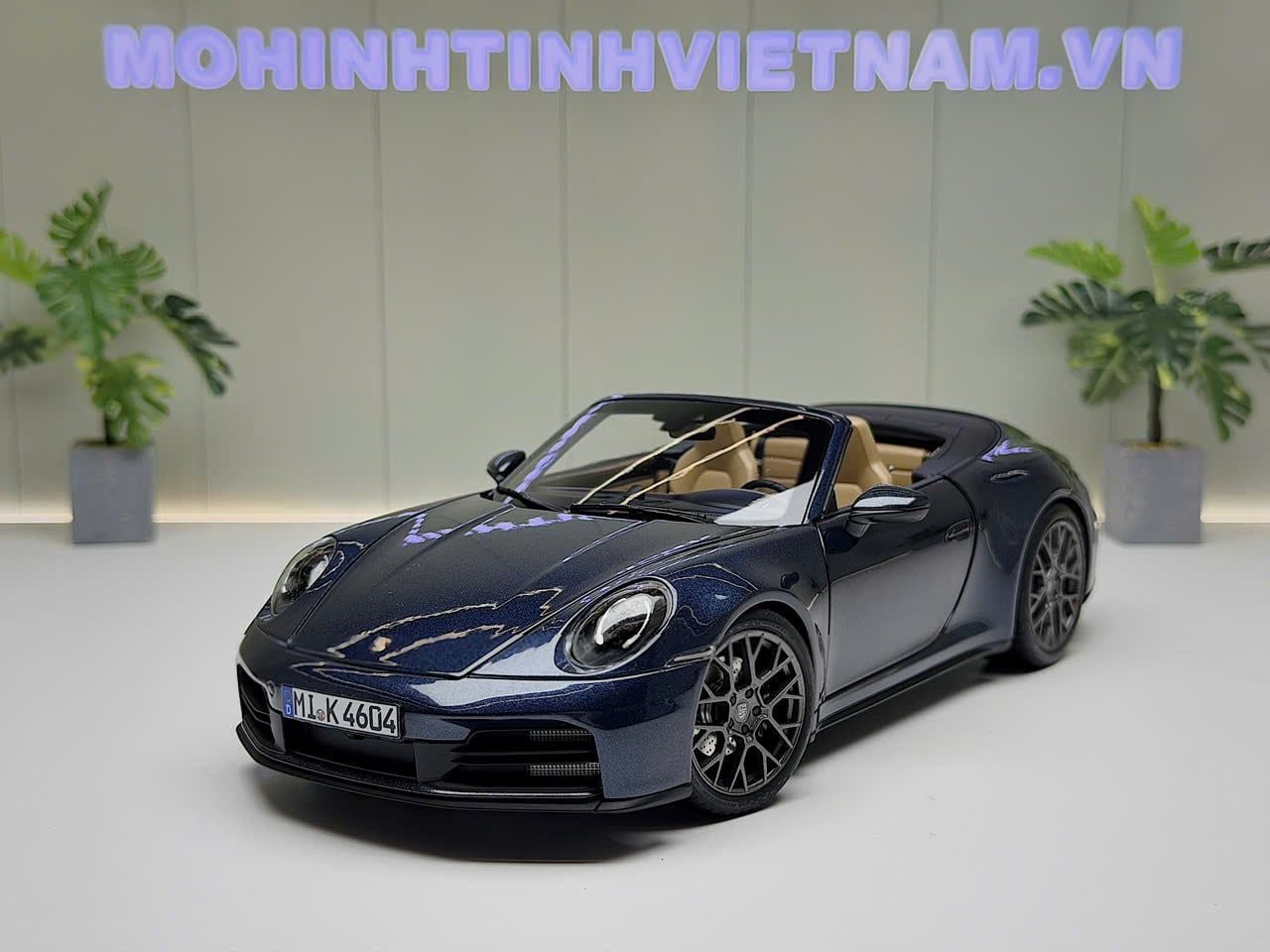 XE MÔ HÌNH PORSCHE 911 CARRERA S CABRIOLET 2024 YACHTINGBLUEMETALLIC,TỶ LỆ 1/18 NOREV