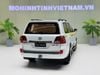 XE MÔ HÌNH TOYOTA LAND CRUISER LC200 WHITE,TỶ LỆ 1/18 DEALER