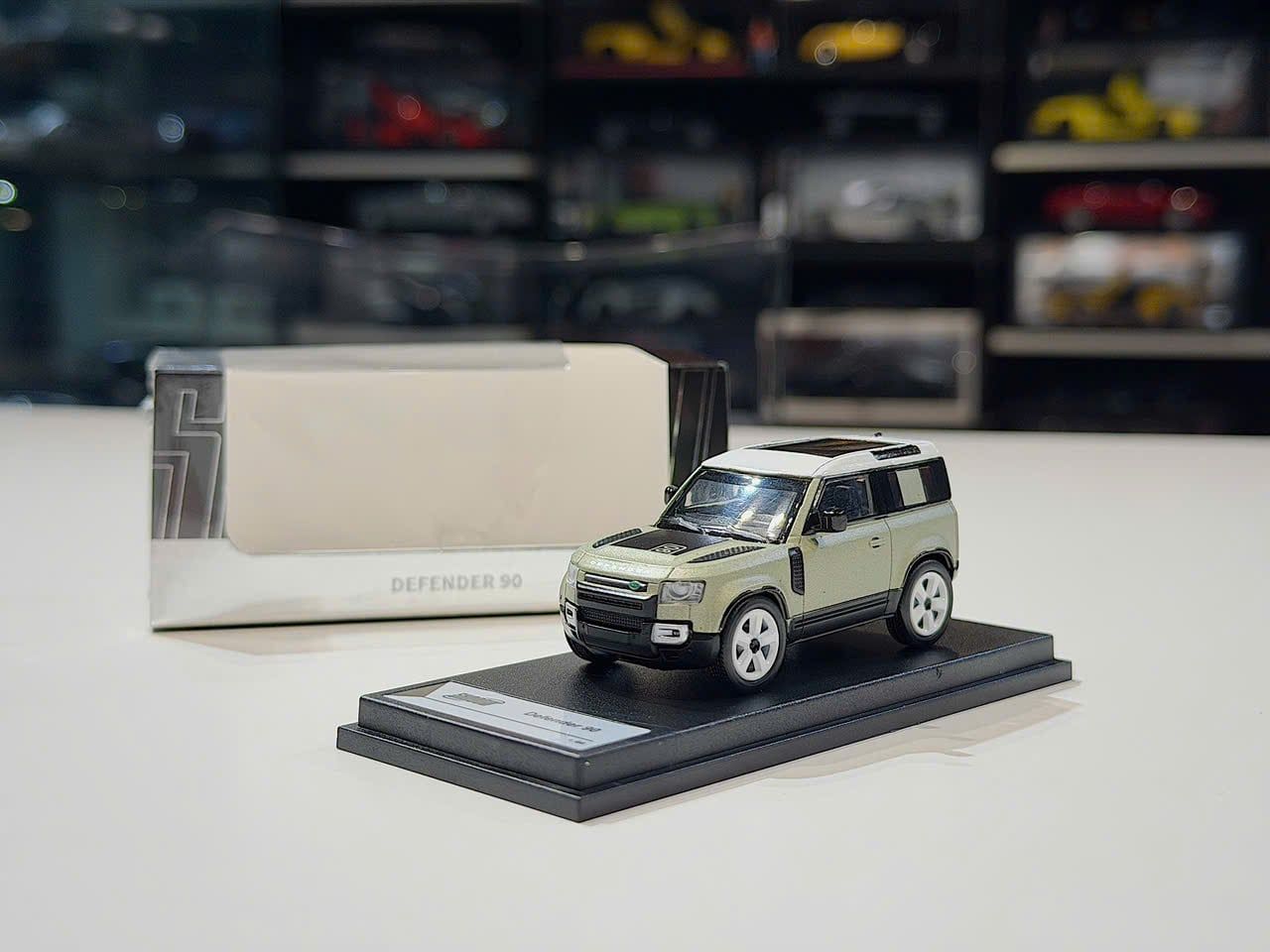 XE MÔ HÌNH LAND ROVER DEFENDER 90 MATT GREEN,TỶ LỆ 1/64 SHADOW