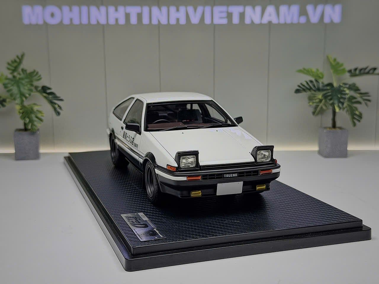 XE MÔ HÌNH TOYOTA SPRINTER TRUENO 3DR GT APEX ( INITIAL D ),TỶ LỆ 1/18 INITION