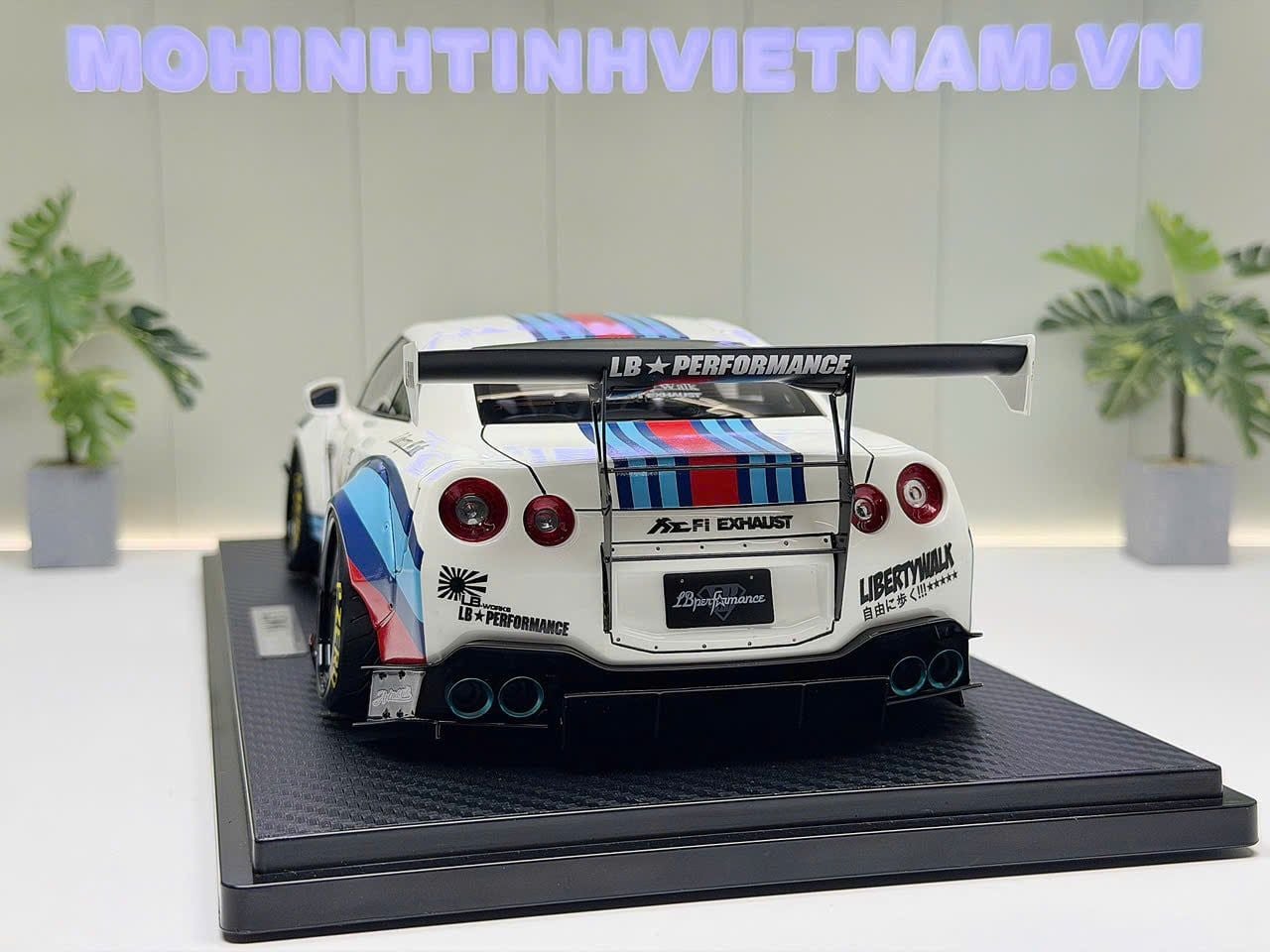 XE MÔ HÌNH NISSAN R35 LIBERTY WALK MARTINI,TỶ LỆ 1/18 IGNITION – Mô ...