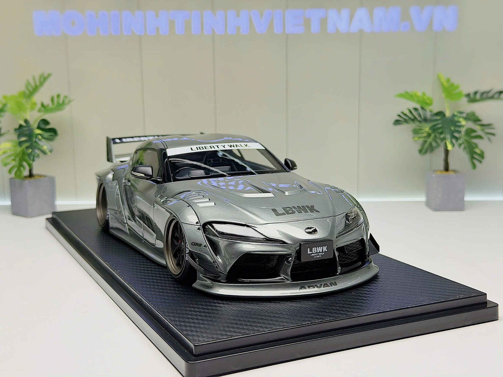 XE MÔ HÌNH TOYOTA SUPRA A90 LIBERTY WALK GUN METALLIC,TỶ LỆ 1/18 IGNITION