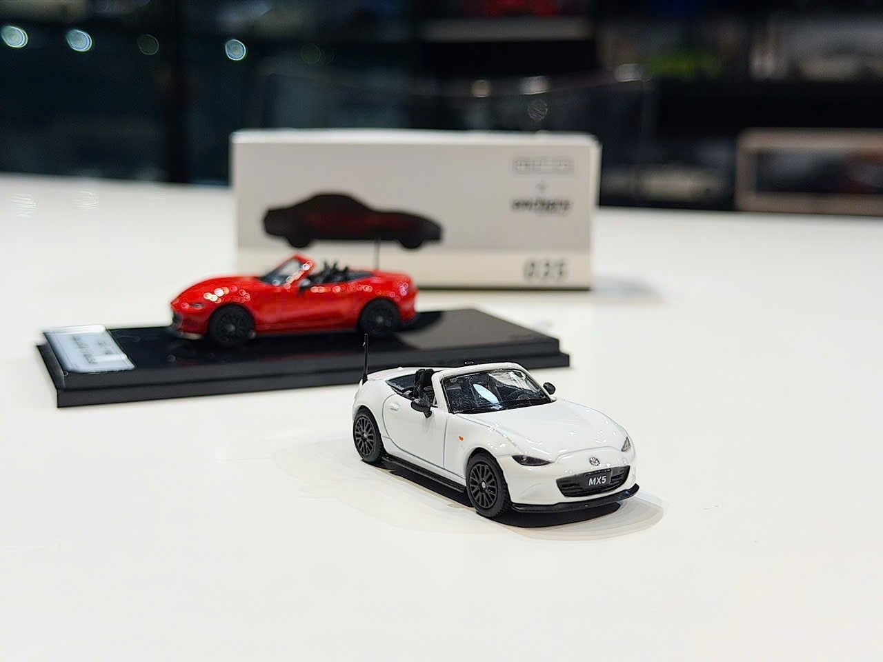XE MÔ HÌNH MAZDA MX5 ROADSTER,TỶ LỆ 1/64 GCD