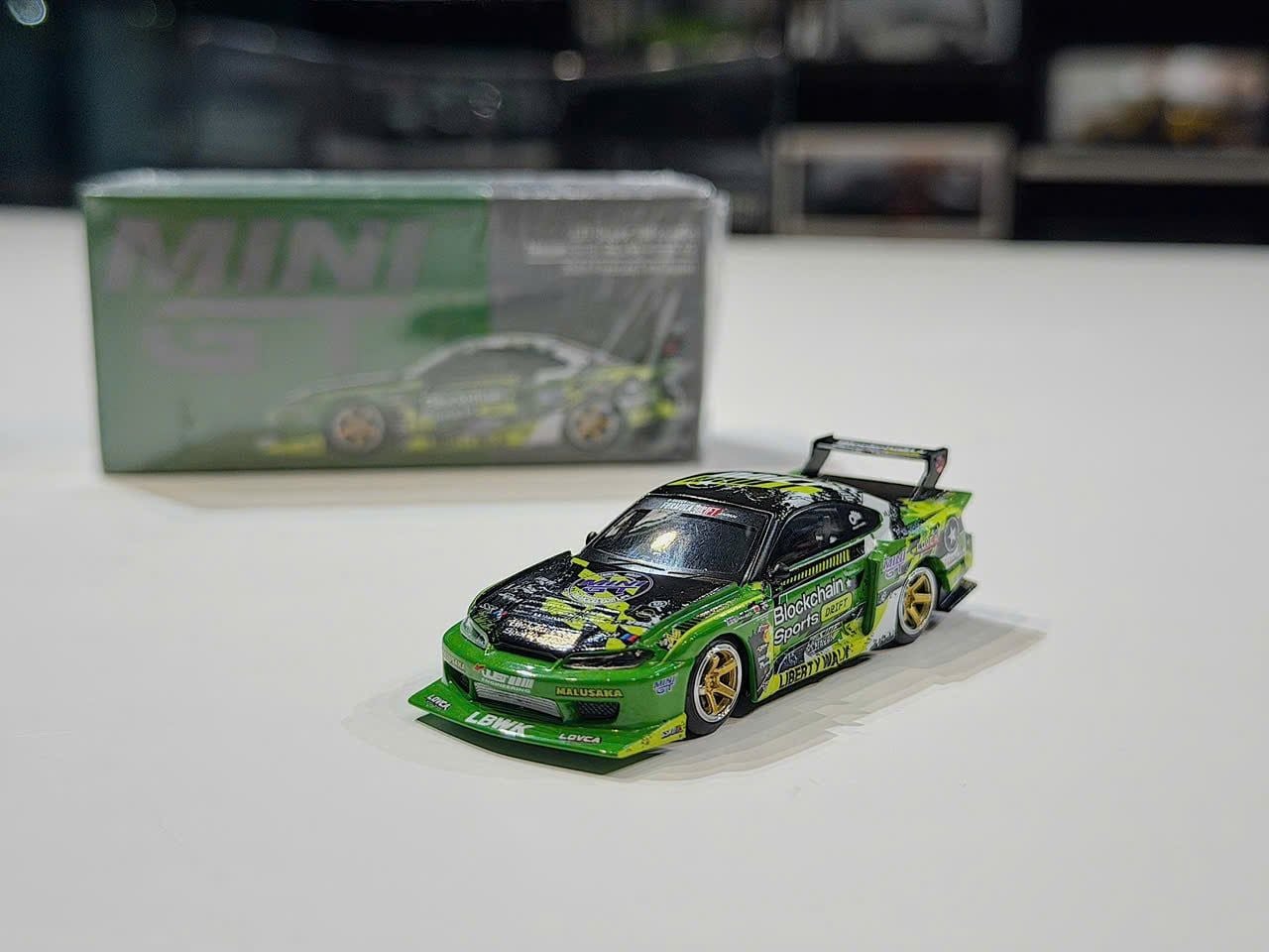 XE MÔ HÌNH NISSAN S15 LB-SUPER SILHOUETTE #555 V2 2024 FORMULA DRIFT JAPAN,TỶ LỆ 1/64 MINIGT