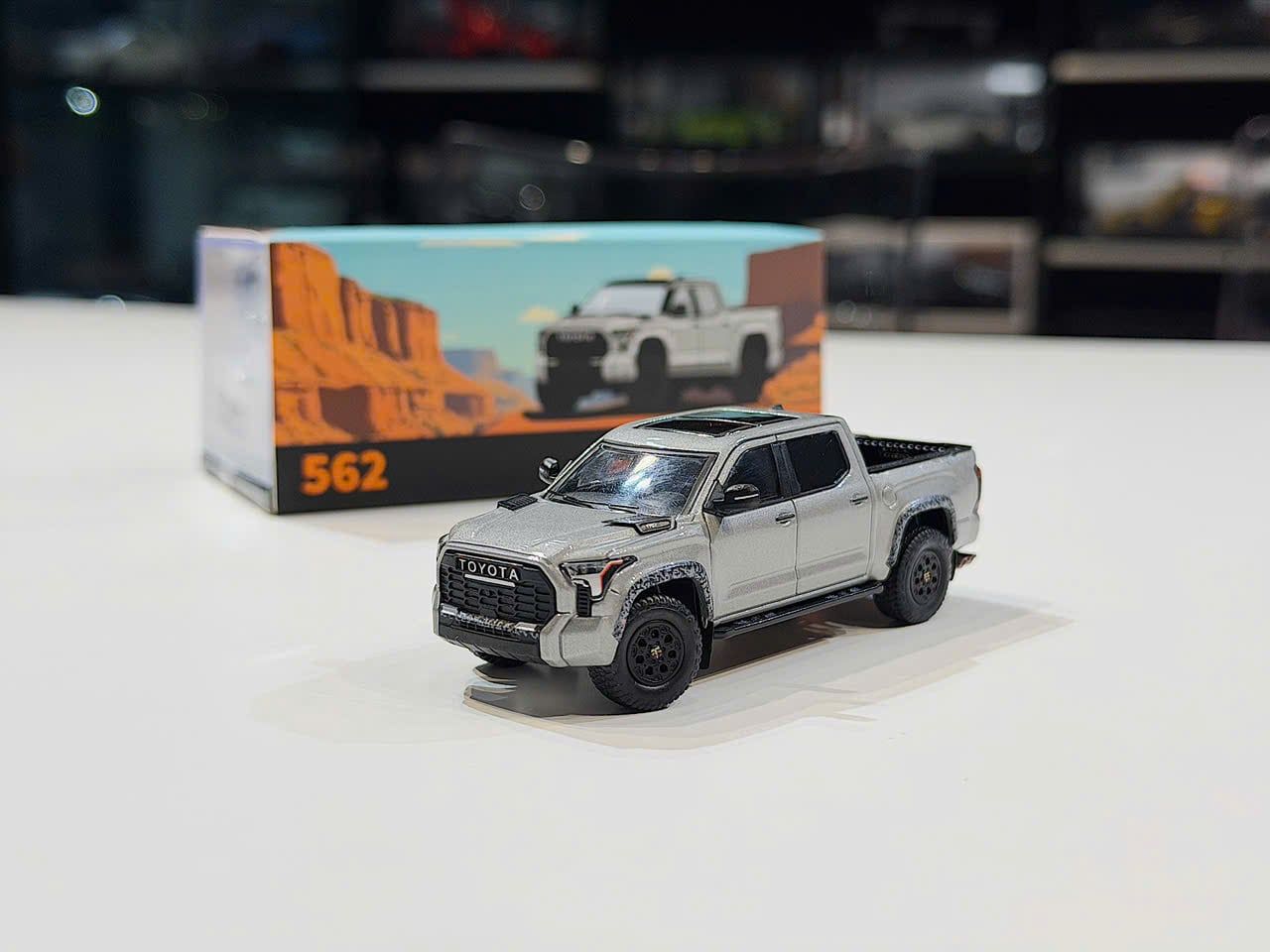 XE MÔ HÌNH TOYOTA TUNDRA GREY,TỶ LỆ 1/64 GCD