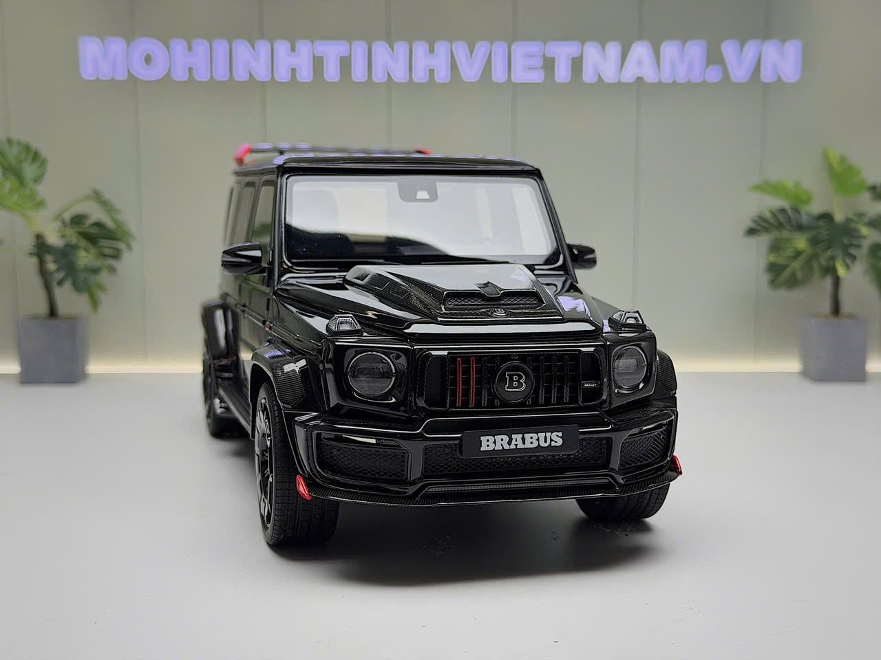 XE MÔ HÌNH MERCEDES BENZ G900 BRABUS,TỶ LỆ 1/18 GTSPIRIT