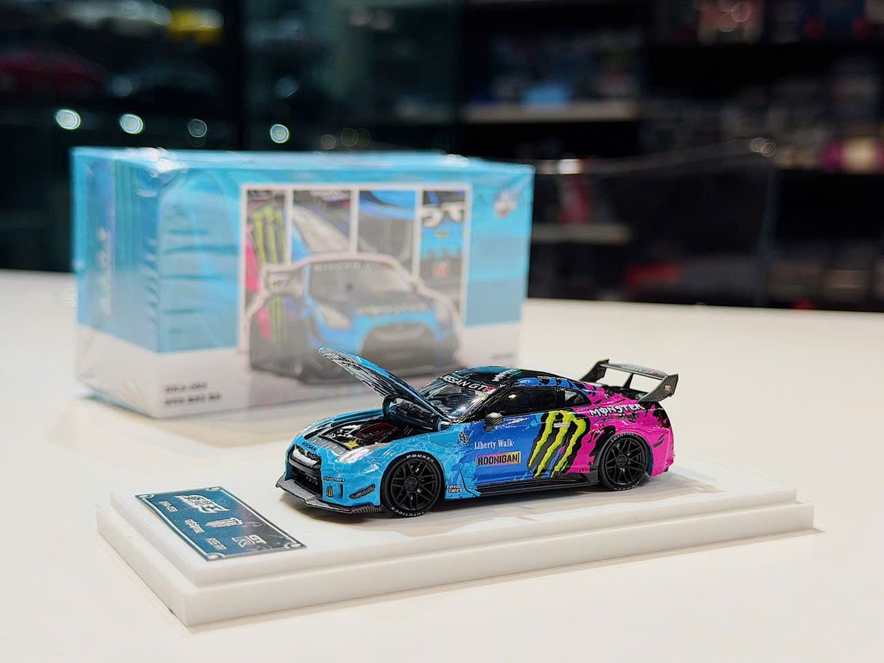 XE MÔ HÌNH NISSAN GT-R R35 LBWK MONSTER,TỶ LỆ 1/64 DEMON KING AUTO