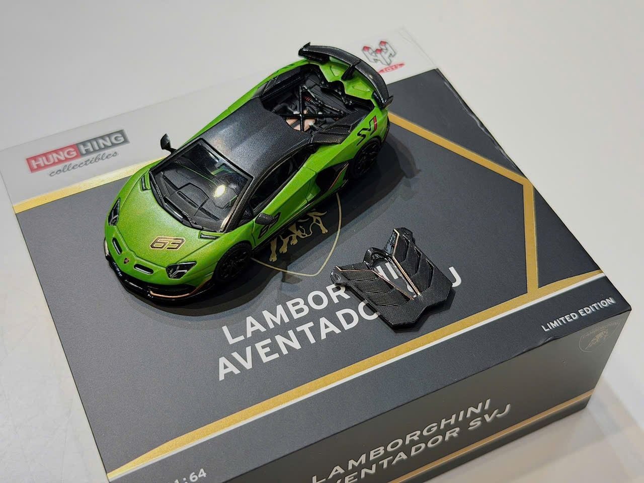 XE MÔ HÌNH LAMBORGHINI AVENTADOR SVJ GREEN,TỶ LỆ 1/64 HUNG HINH TOYS
