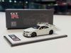 XE MÔ HÌNH NISSAN GT-R R34 SKYLINE NISMO Z-TUNE WHITE,TỶ LỆ 1/64 SACRILEGIOUS AUTO MODEL