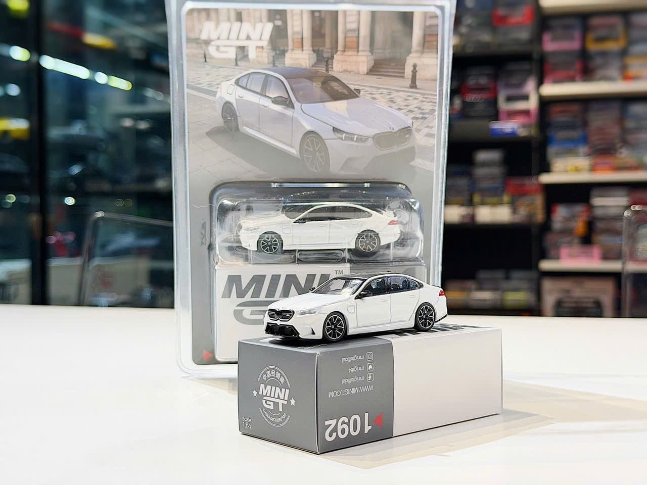 XE MÔ HÌNH BMW M5 ALPINE WHITE,TỶ LỆ 1/64 MINIGT