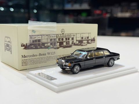  XE MÔ HÌNH MERCEDES BENZ 230E LIMO BLACK,TỶ LỆ 1/64 GOC 