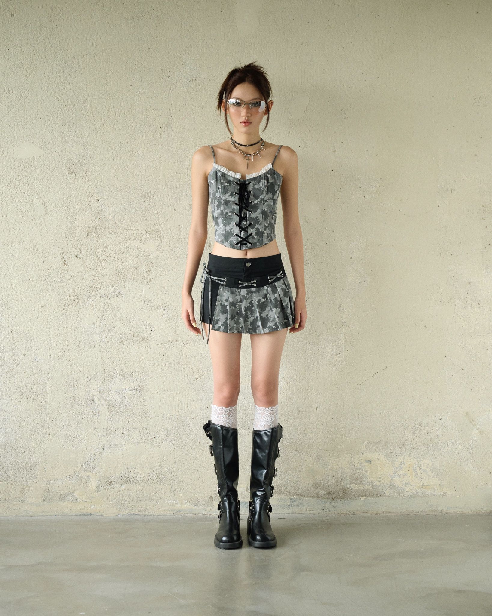  CLÉLIE Set áo đan dây và quần giả váy camo VIXEN SET 