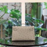  Kelly Pochette KP22 Ostrich Bleu Glacier GHW 