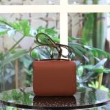  Constance 18 Epsom Rouge H PHW 