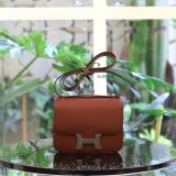  Constance 18 Epsom Rouge H PHW 