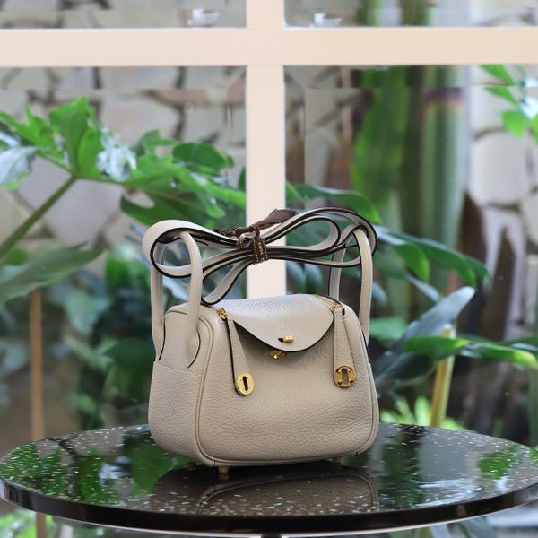  Mini Lindy 20 Swift Leather Blue Pale GHW 