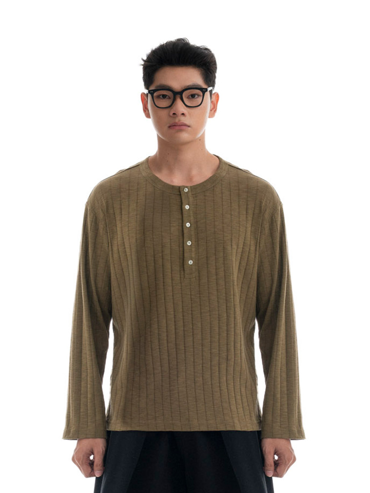  HOWS® FITTED LONG SLEEVE HENLEY T-SHIRT / MOSS 