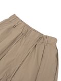  HOWS® NYLON WINDBREAKER SHORT / BEIGE 