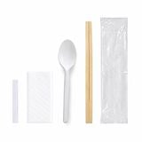 Bộ đồ ăn tiện lợi muỗng nhưa, đũa, tăm, giấy
