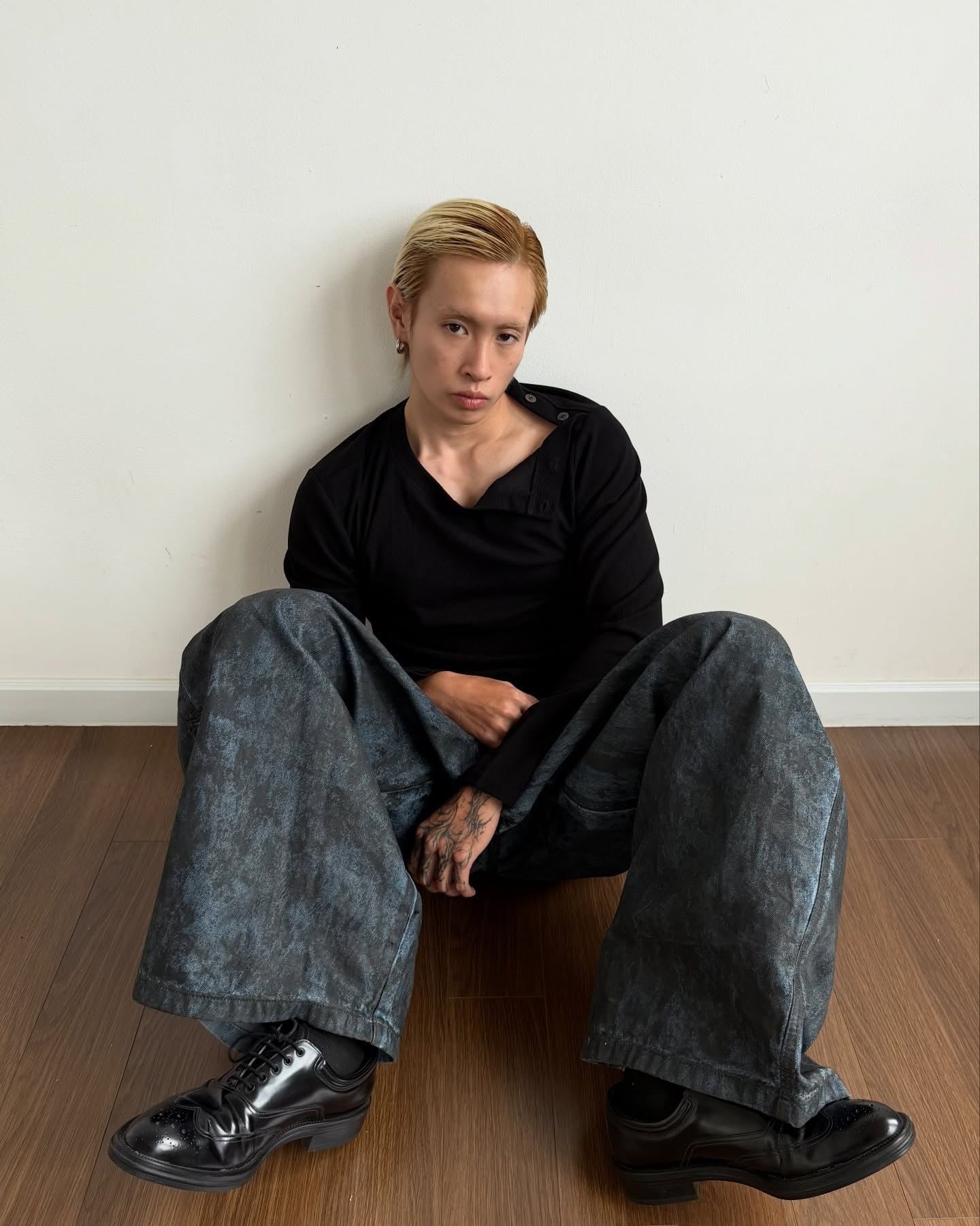 SHOULDER BUTTON SHIRT